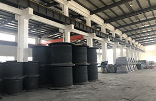 橋墩碼頭U型橡膠護(hù)舷廠家